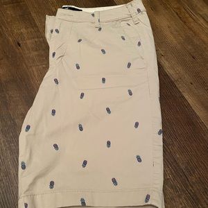 Men’s Hollister shorts
